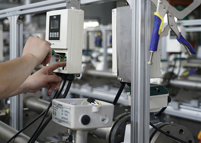 manufacturer service system b